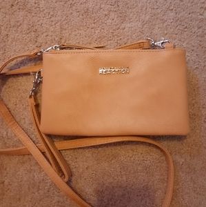 Kenneth Cole Reaction Crossbody Puse Wristlet